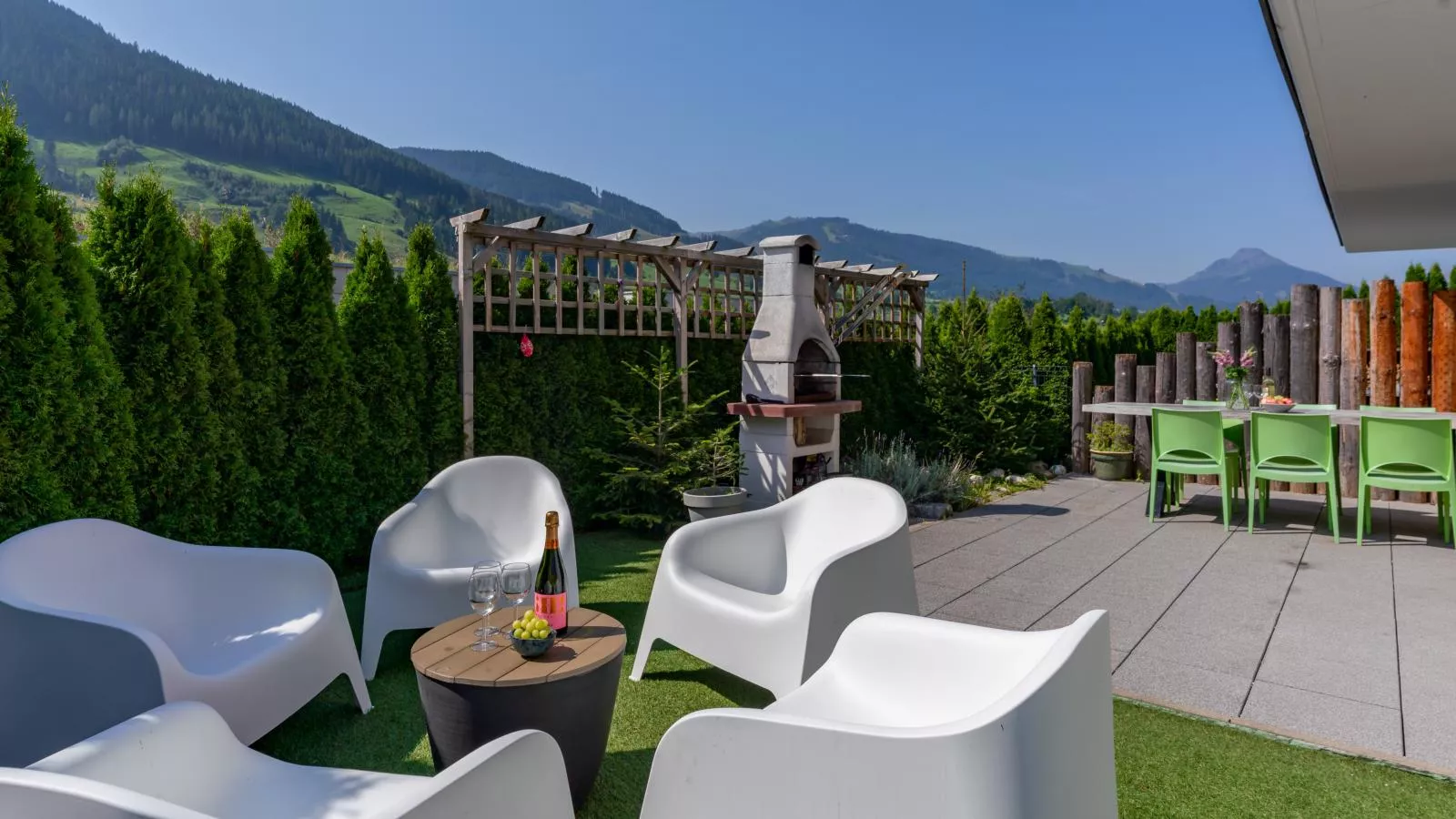Ferdinand A-Terrace balcony