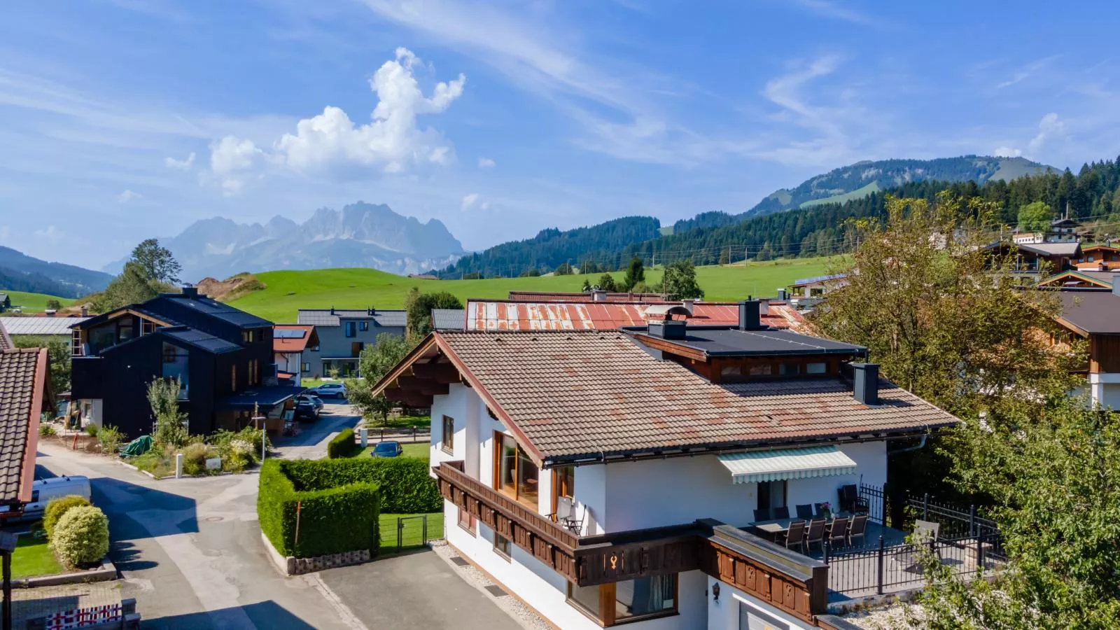 Wald TOP 2-Exterior summer