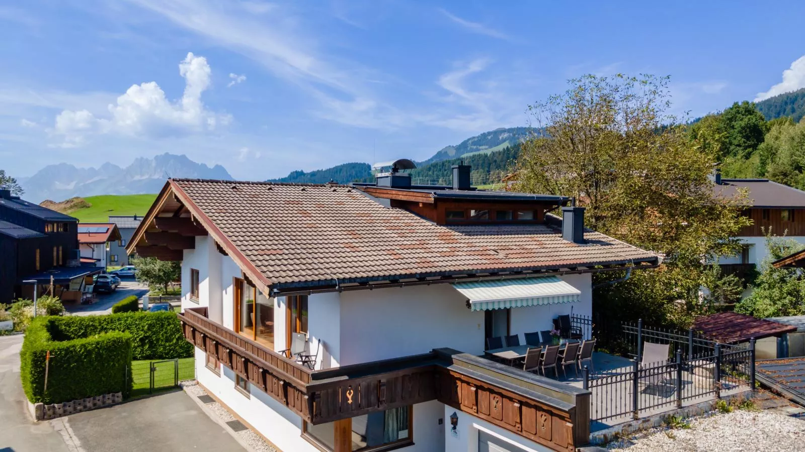 Wald TOP 2-Exterior summer