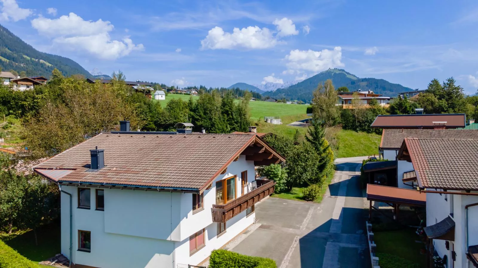 Wald TOP 2-Exterior summer