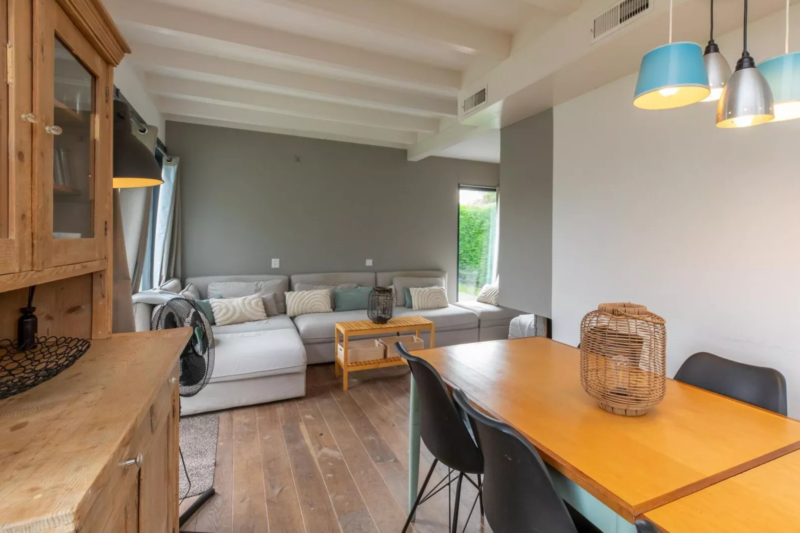 Strandhuis Schoneveld-Dining room