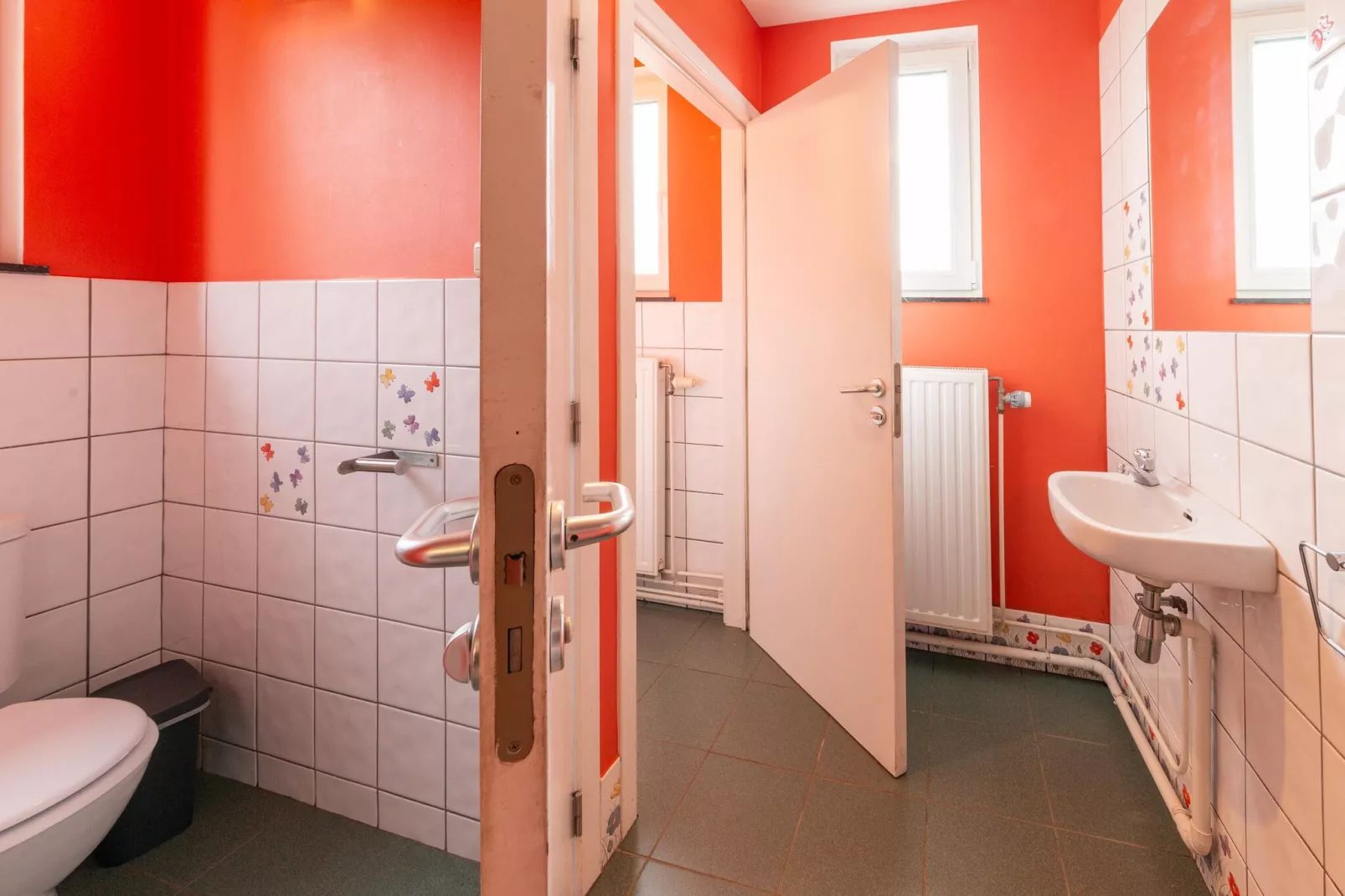 Aux Quatre Saisons-Bathroom