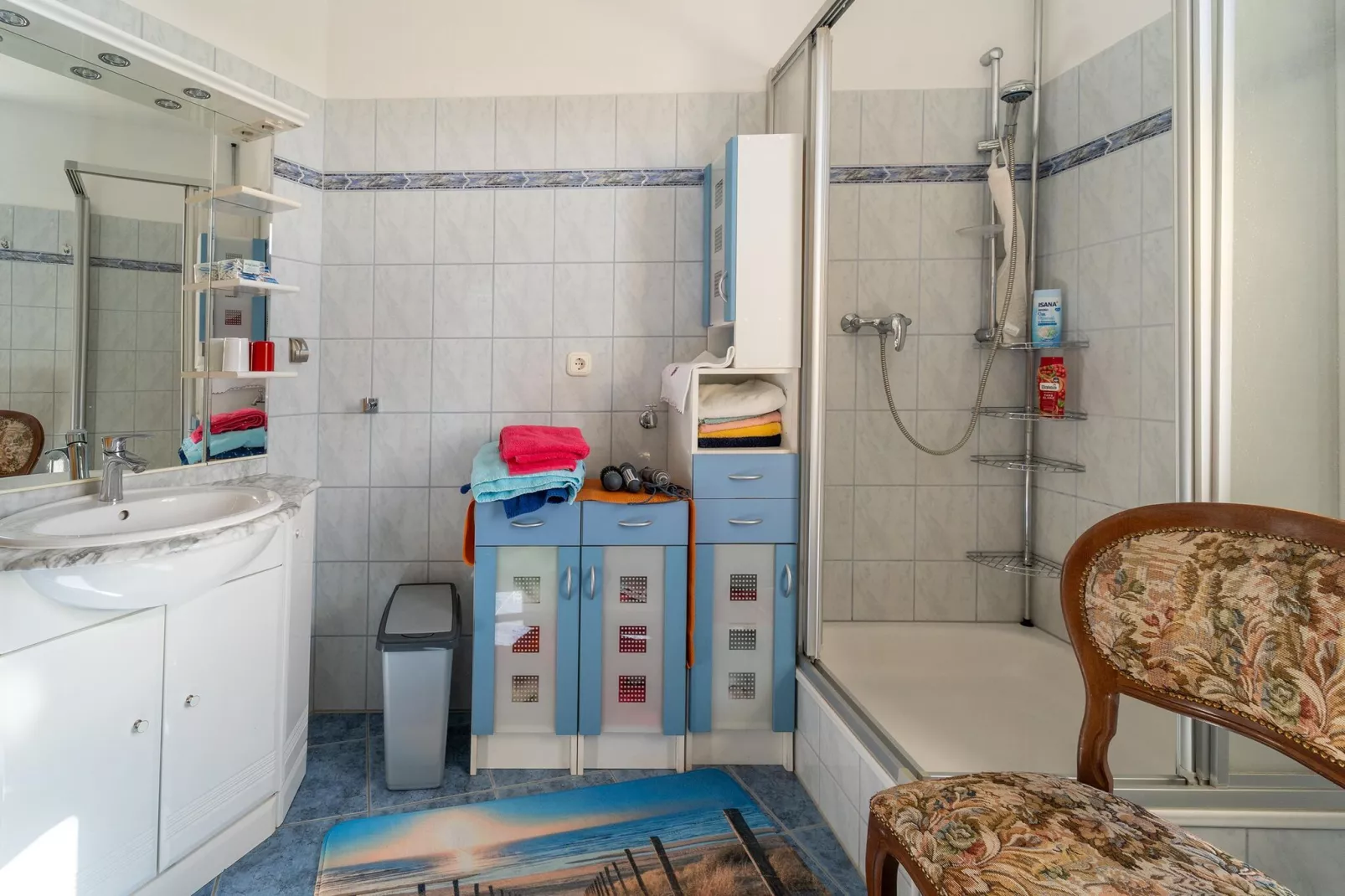 Ferienwohnung Petersberg-Bathroom