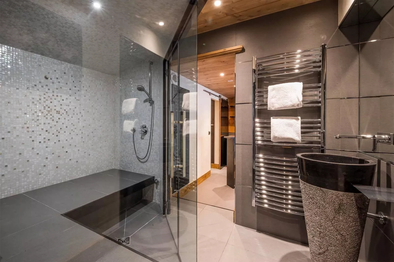 Chalet Mariefleur-Bathroom