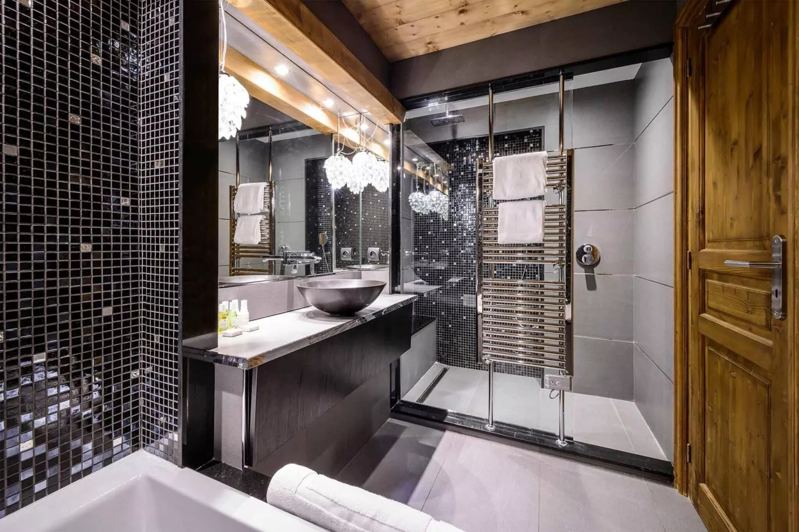 Chalet Mariefleur-Bathroom