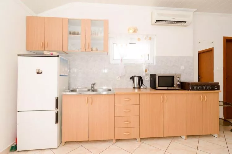 Apartments Villa Nikol - Comfort Two Bedroom Apartment with Sea View (APT 3)-Küche