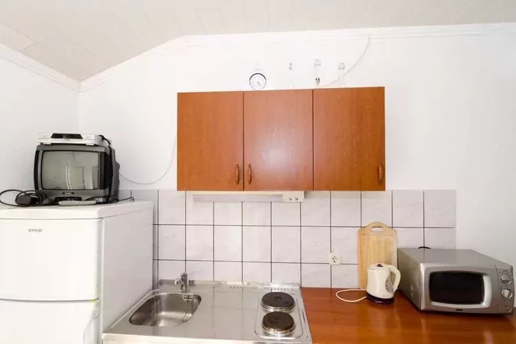 Apartments Villa Nikol - Standard Two Bedroom Apartment with Sea View (APT 1)-Küche