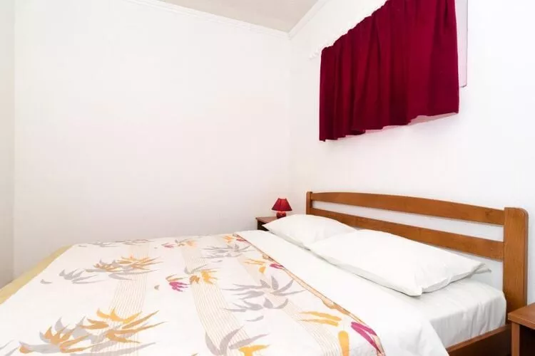 Apartments Villa Nikol - Standard Two Bedroom Apartment with Sea View (APT 1)-Schlafzimmer