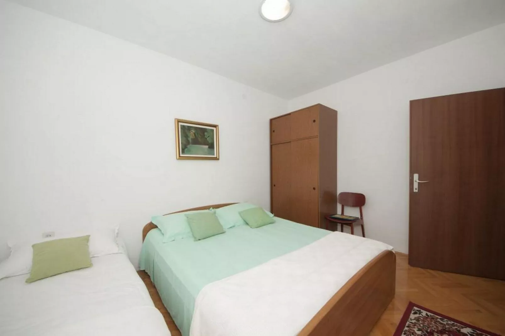 Apartments Fortuna - One Bedroom Apartment with Balcony (Green)-Chambre