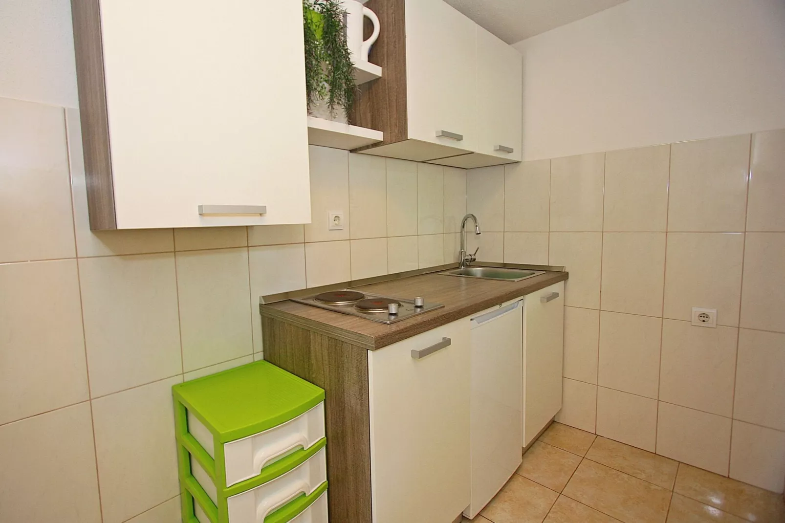 Apartment Zorica - One Bedroom Apartment with Terrace (ST)-Cuisine