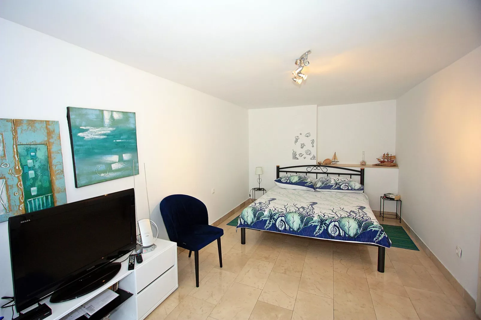 Apartment Zorica - One Bedroom Apartment with Terrace (ST)-Chambre