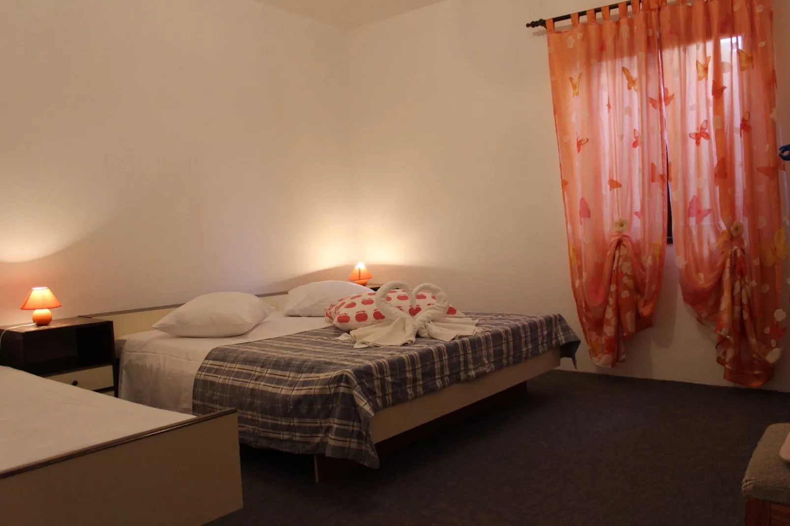 Apartments Sweet Life - One-Bedroom Apartment with Terrace (Nina) (ST)-Chambre