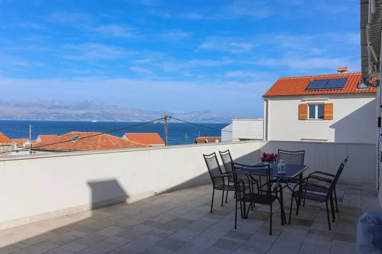 Apartment Perina - Comfort Two Bedroom Apartment with Terrace and Sea View-Terrasse