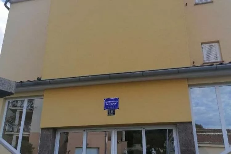 House Panorama - One Bedroom Apartment with Balcony and Sea View (Panoramahaus)-Outdoor
