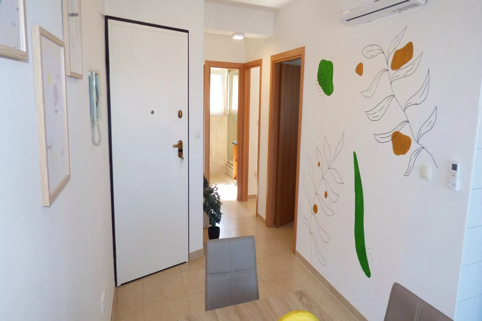 Apartment Sunflower -  Two bedroom apartment with Terrace and Sea View-Intérieur