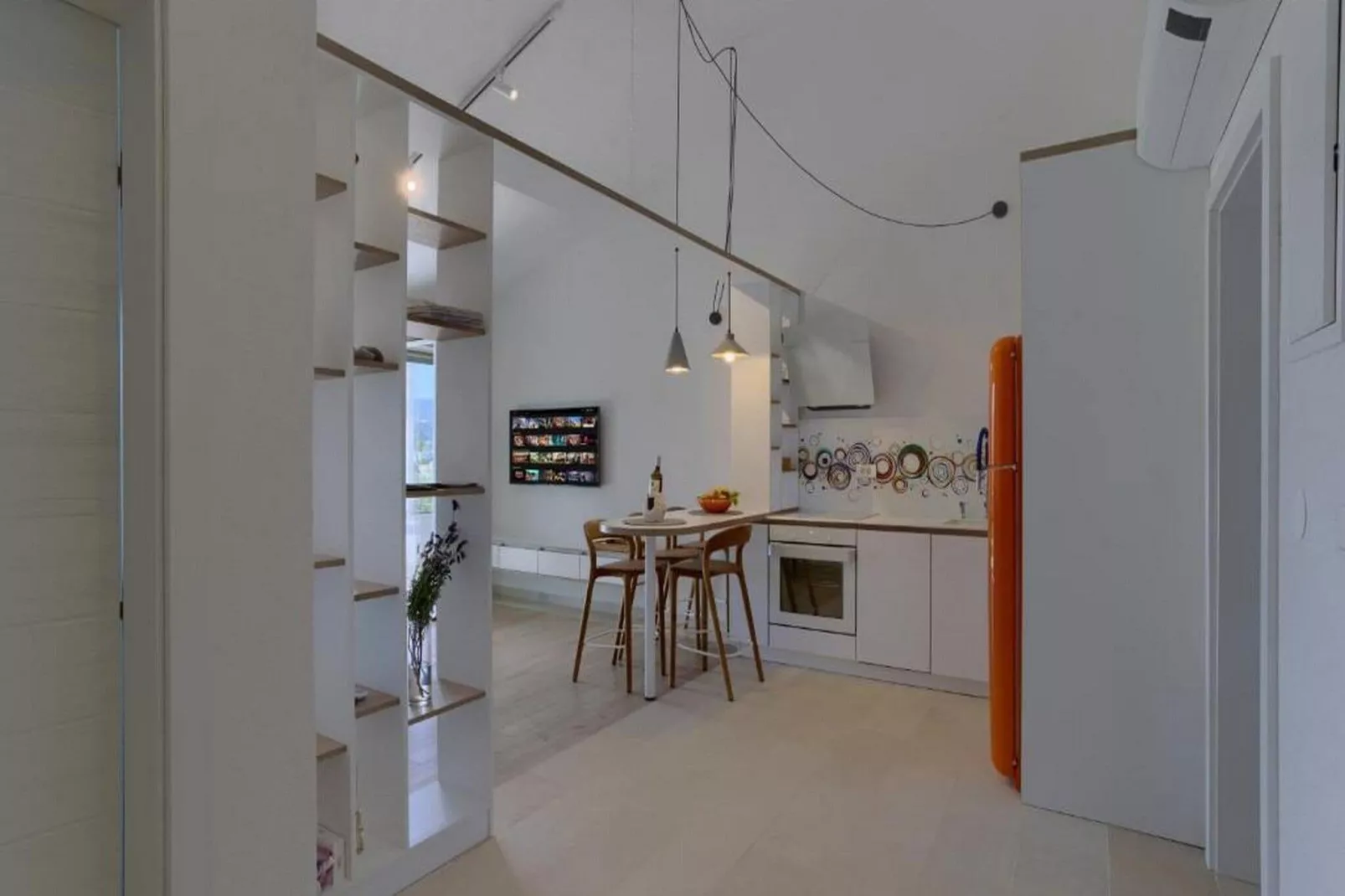 Villa Vera -Three Bedroom Villa with Swimming pool-Cuisine