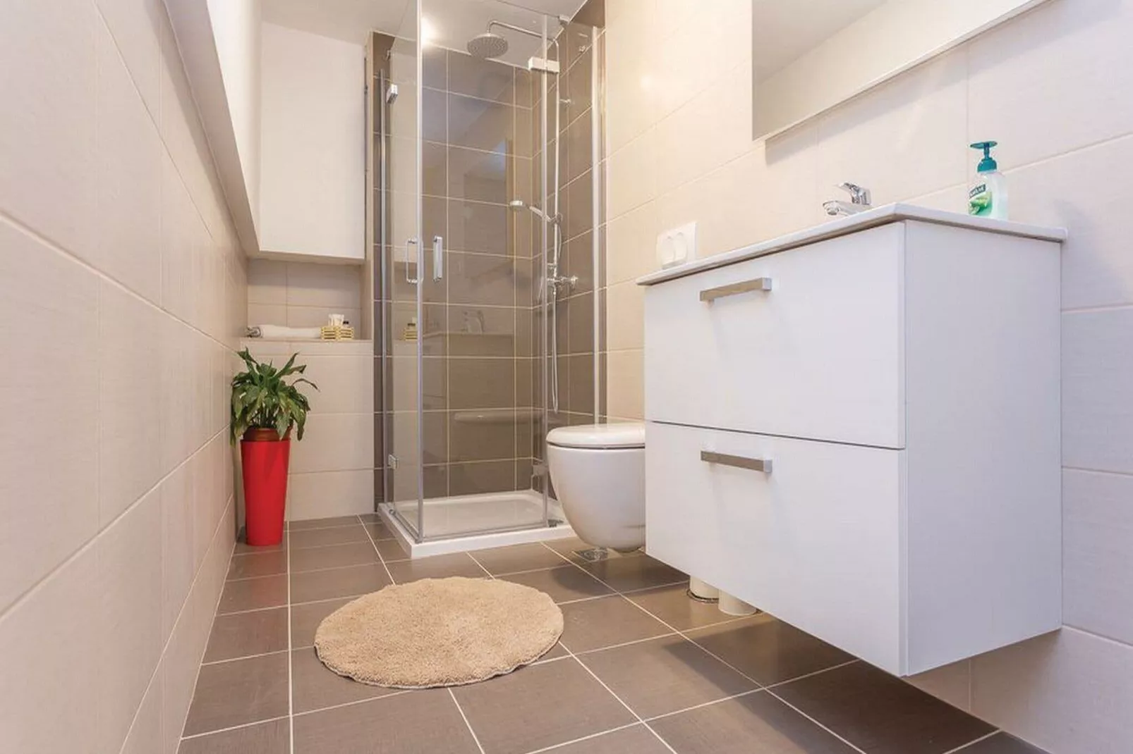 Apartment Niko - Two Bedroom Apartment with Swimming Pool-Bathroom