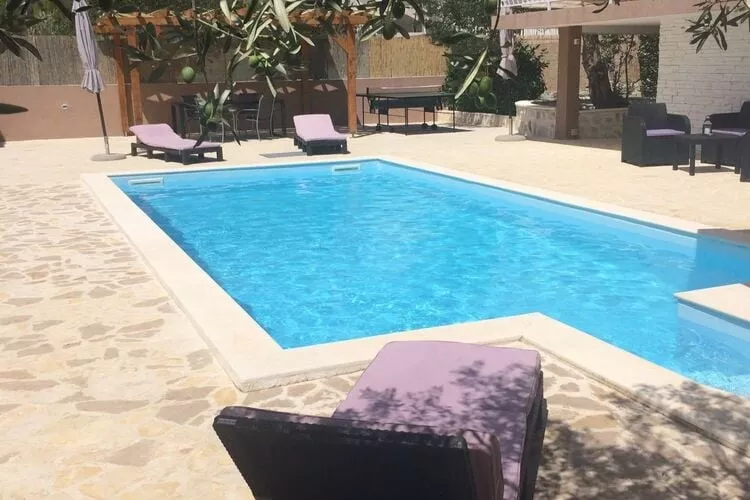 Apartment Niko - Two Bedroom Apartment with Swimming Pool-Pool