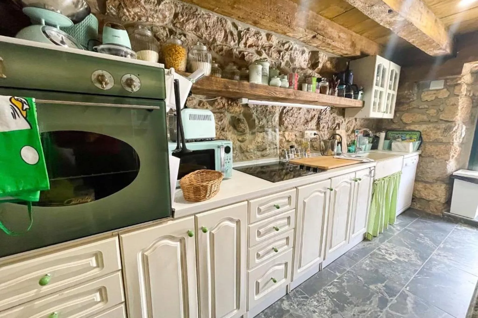 Holiday Home Paun-Cuisine