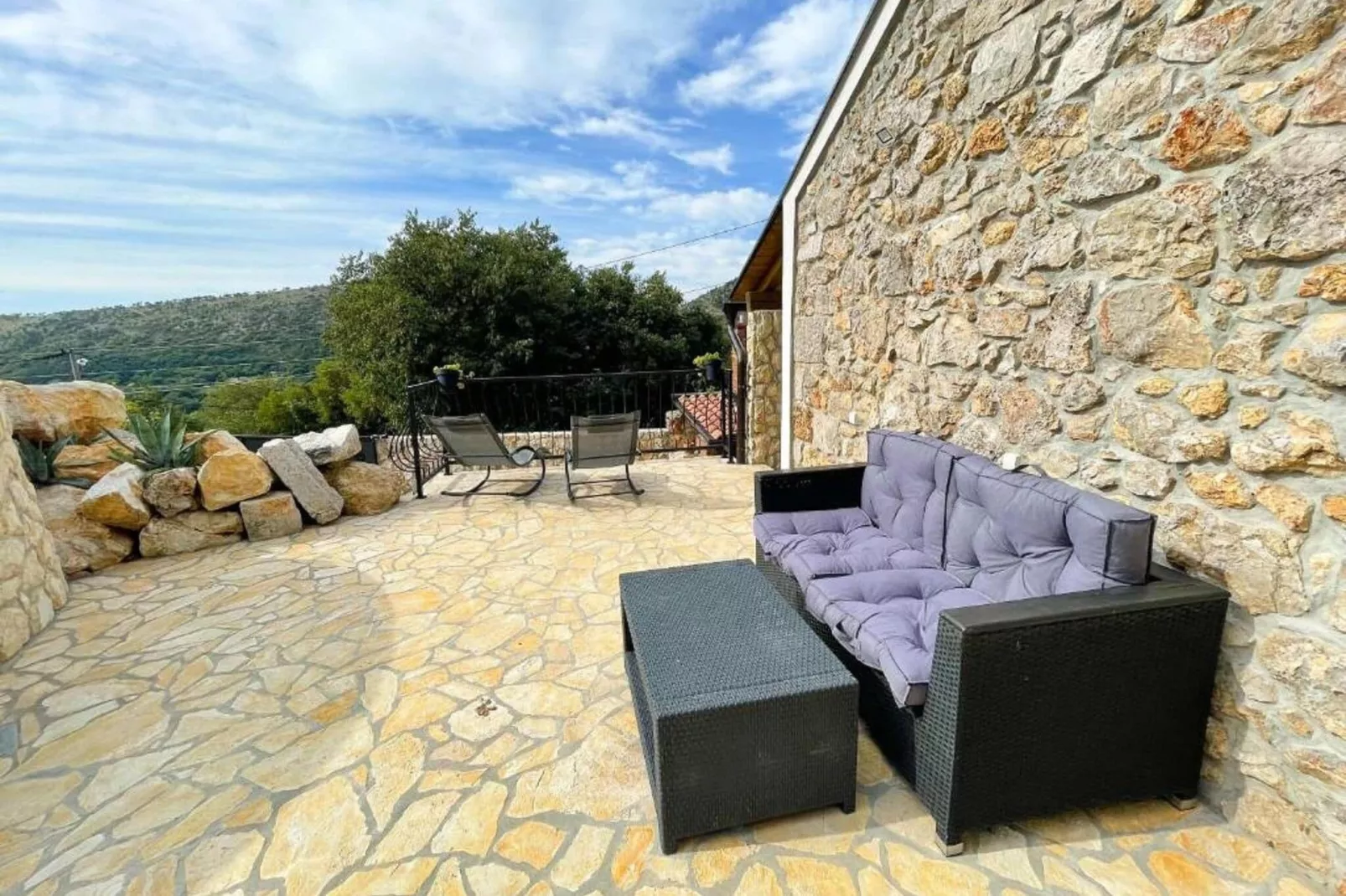 Holiday Home Paun-Balcon-terrasse