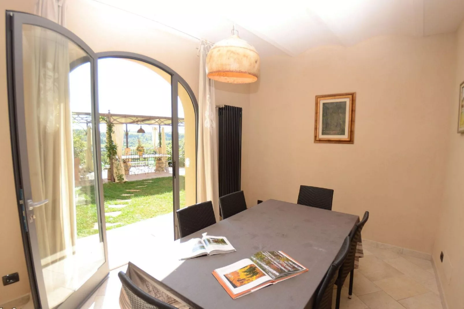 Al Colle Di Lari-Dining room