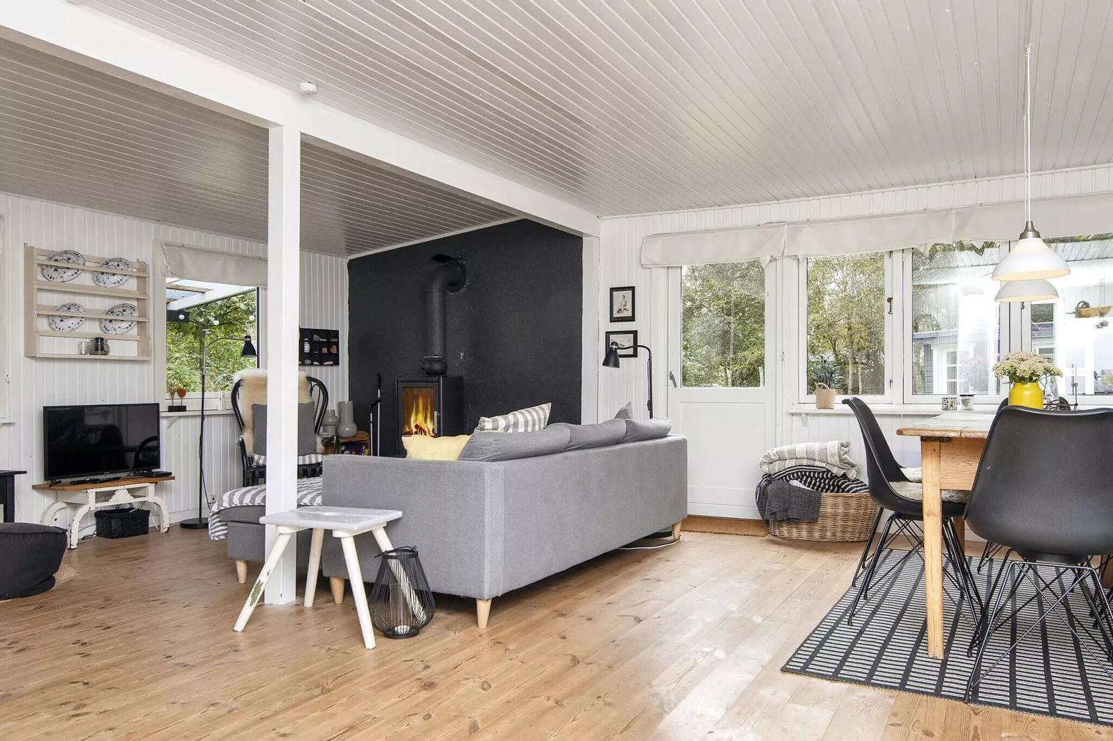 5 person holiday home in Thyholm-By Traum-Indoor