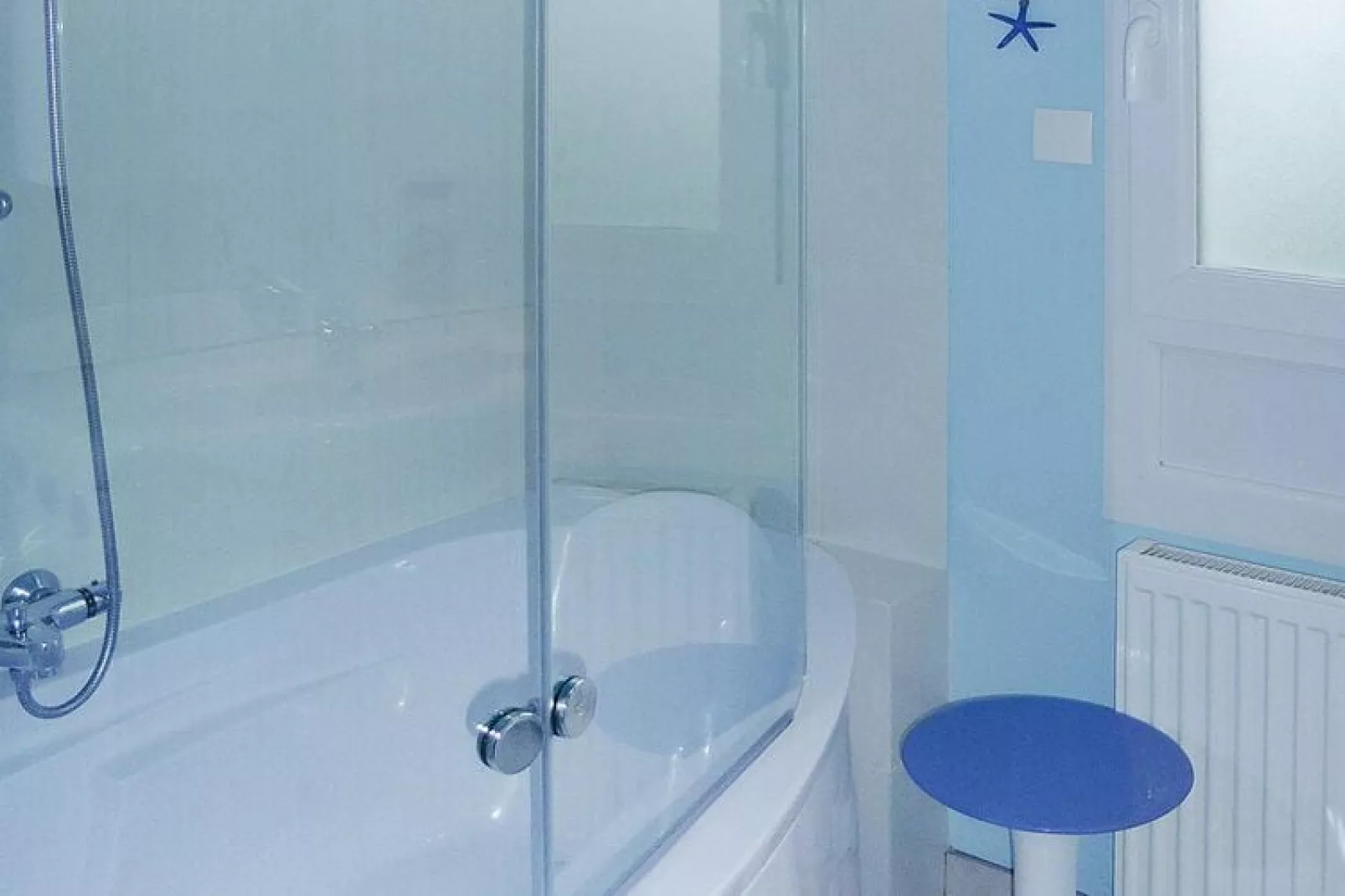Holiday home St Jean-du-Doigt-Salle de bain