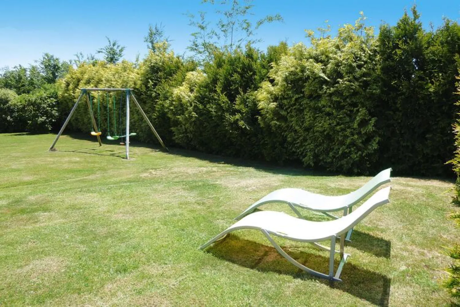 Holiday home Plogonnec-Gardens summer