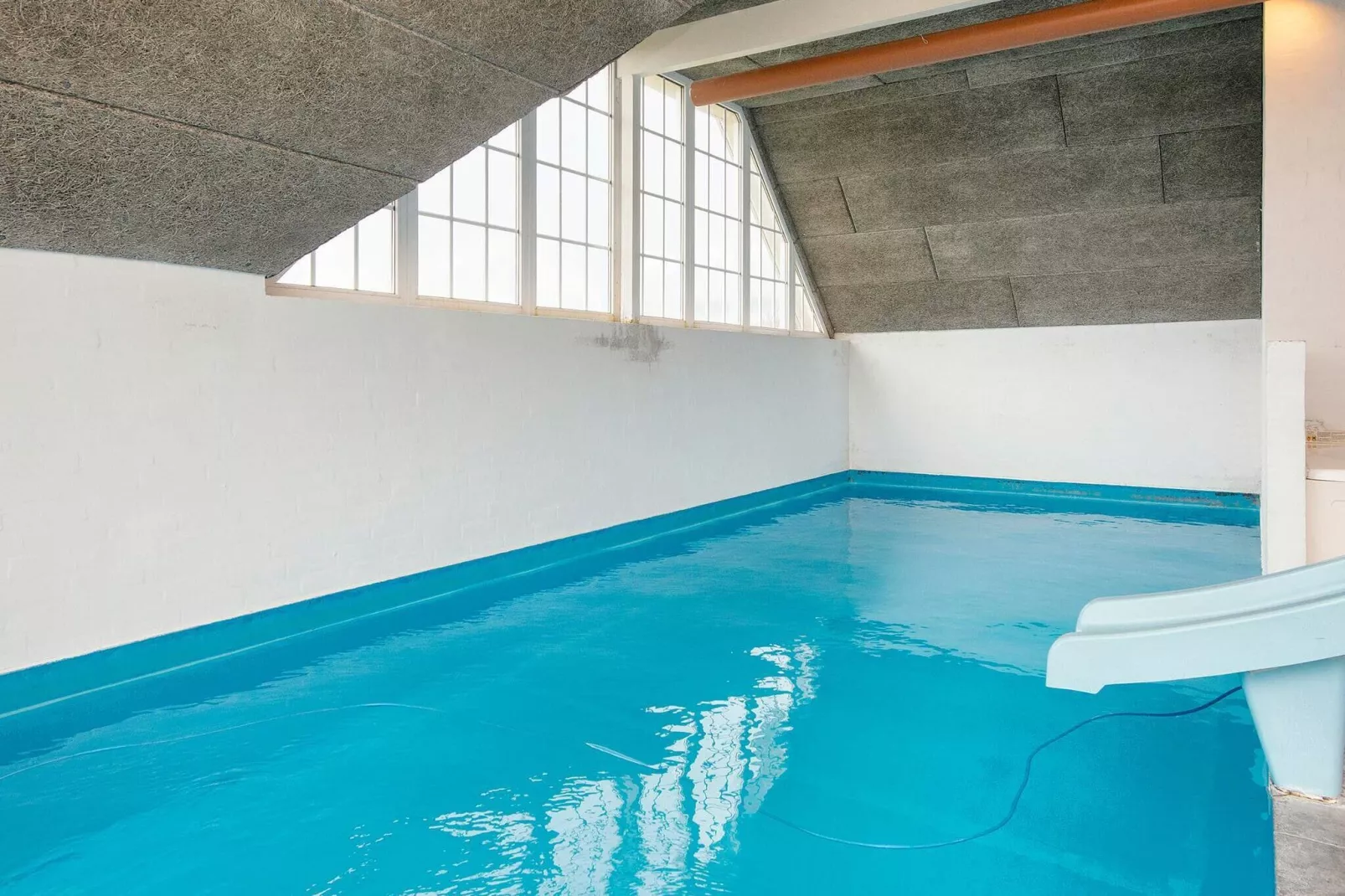 Luxus-Poolhaus am Meer -- By Traum Ferienwohnungen - Schwimmbad