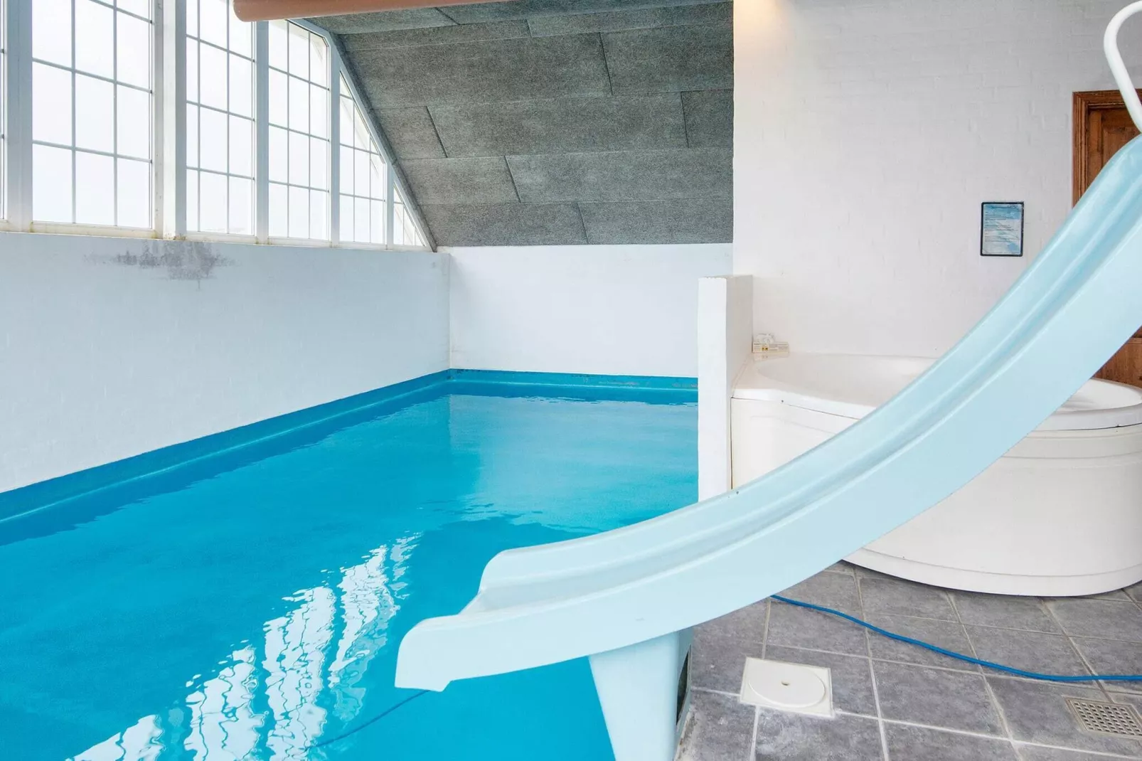 Luxus-Poolhaus am Meer -- By Traum Ferienwohnungen - Schwimmbad