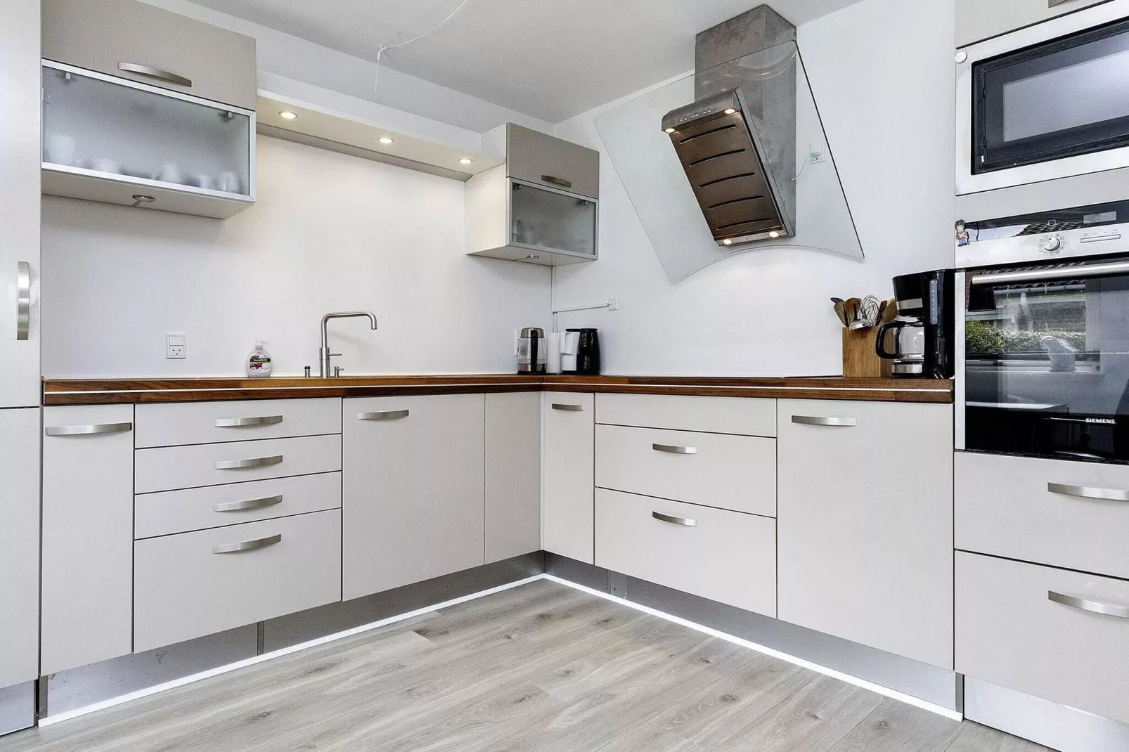4 person holiday home in Karrebæksminde-By Traum-Indoor