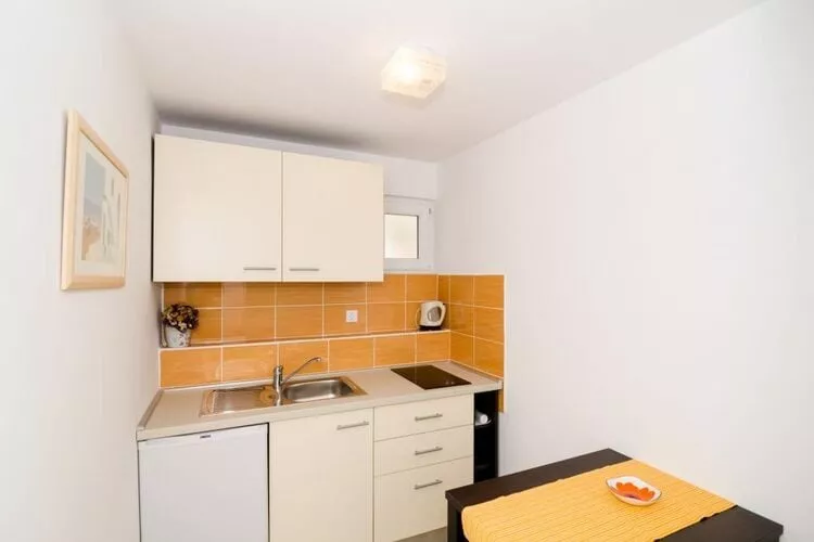 Villa Barbara - Comfort Studio with Terrace and Sea View (br. 1)-Kitchen