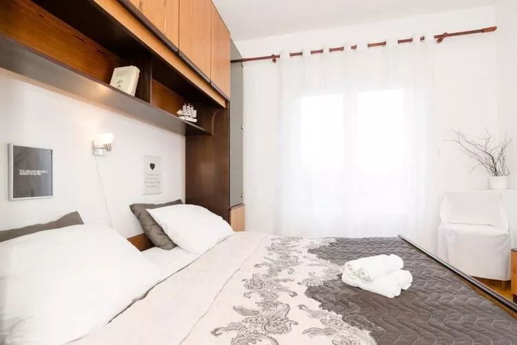 Apartments Villa Nikol - Standard Two Bedroom Apartment with Terrace (APT 5)-Schlafzimmer