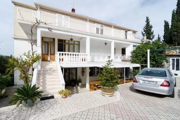 Apartments Villa Nikol - Standard Two Bedroom Apartment with Terrace (APT 5)