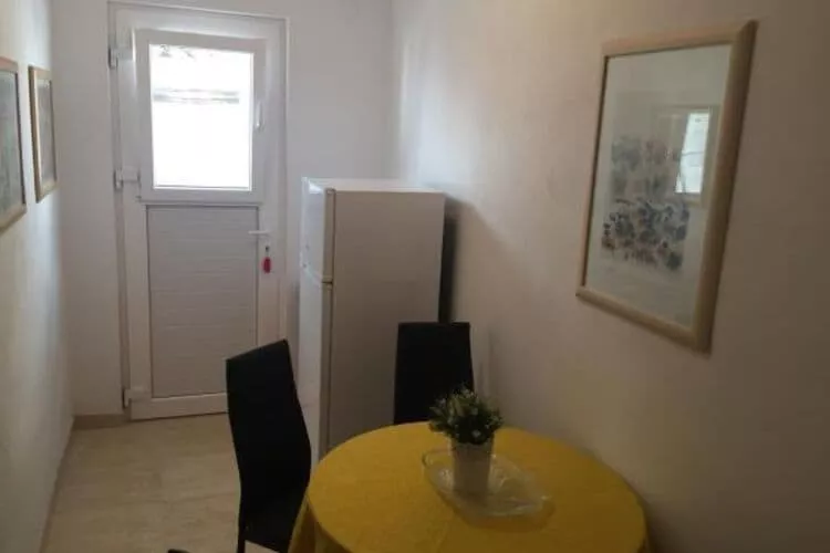 Apartments Kalajzic- Comfort Two Bedroom Apartment with Terrace(A1) (ST)