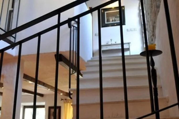 House Rilović - Two Bedroom House with Swimming Pool and Jacuzzi-Stairs