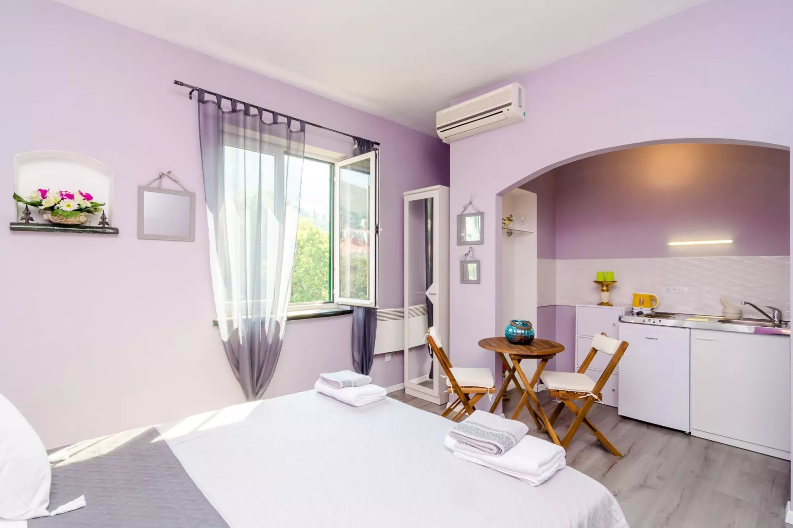 Apartment Tenega - Studio Apartment with City View-Kitchen