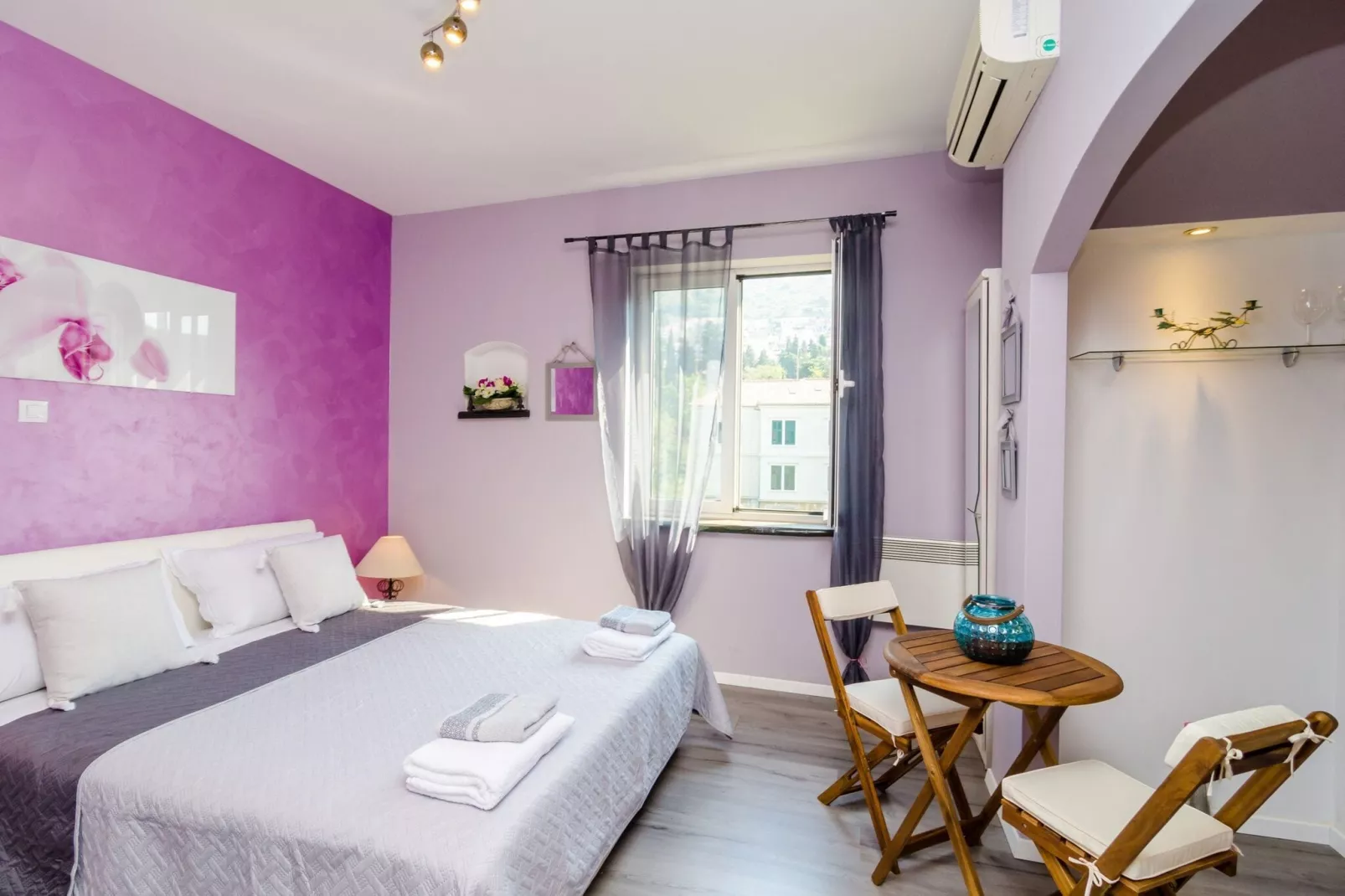 Apartment Tenega - Studio Apartment with City View-Bedroom