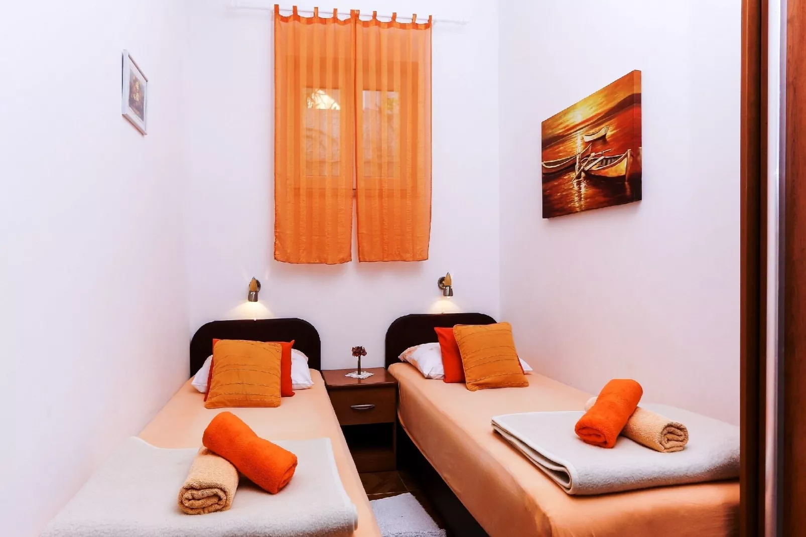 Villa Lina - Five Bedroom Villa with Terrace and Sea View-Schlafzimmer
