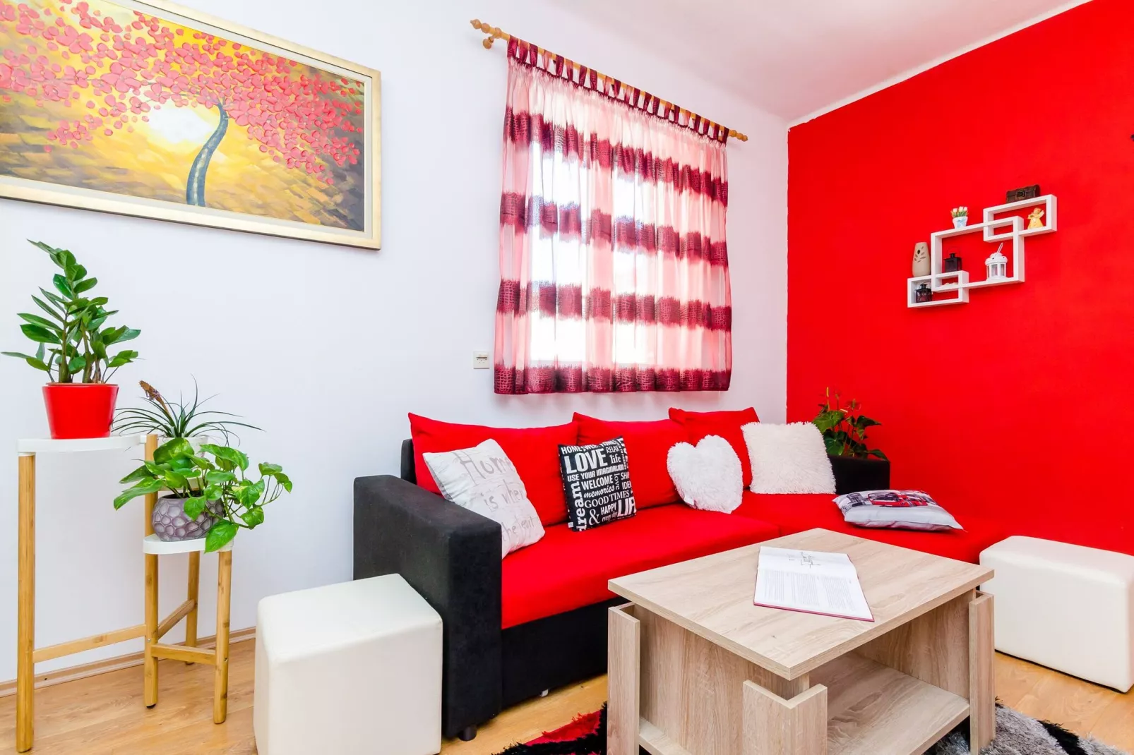 Holiday Home Lungo Mare - Three Bedroom Holiday Home with Terrace and Sea View-Living room