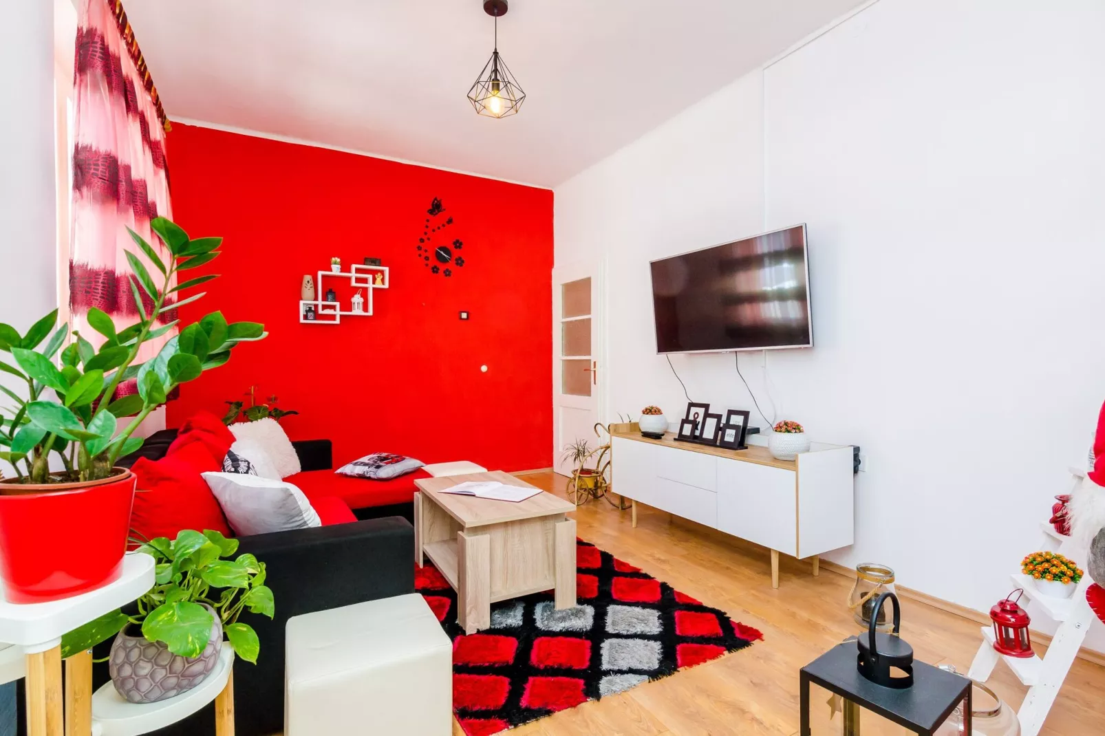 Holiday Home Lungo Mare - Three Bedroom Holiday Home with Terrace and Sea View-Living room