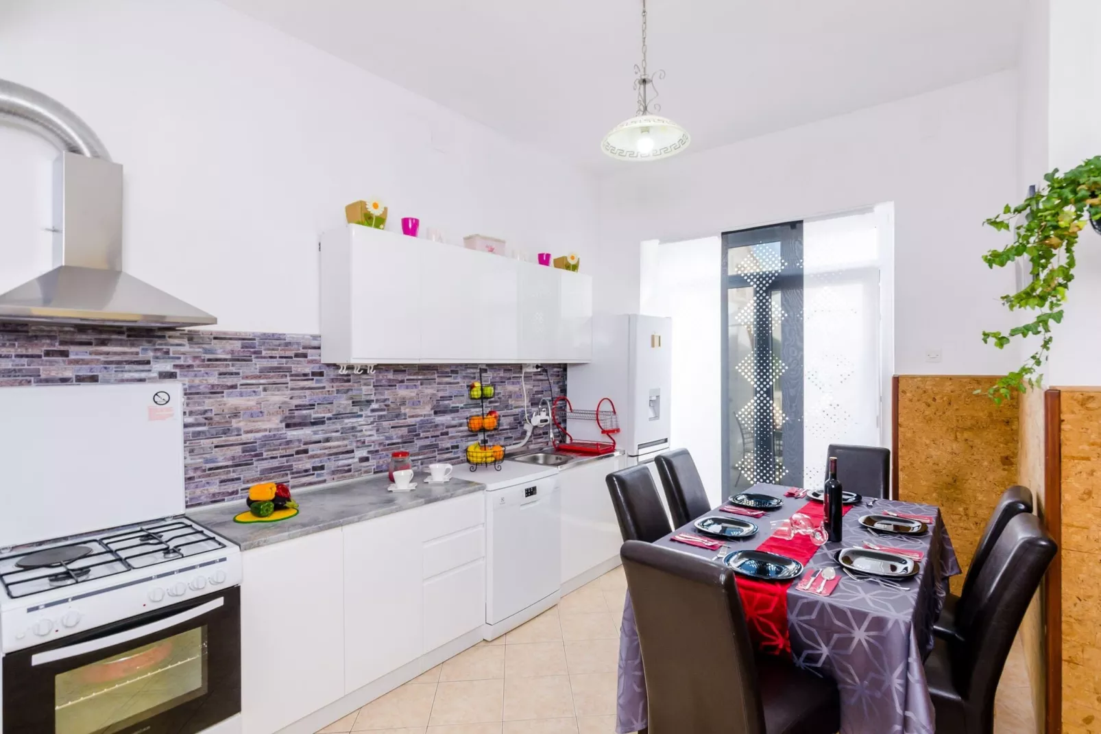 Holiday Home Lungo Mare - Three Bedroom Holiday Home with Terrace and Sea View-Kitchen