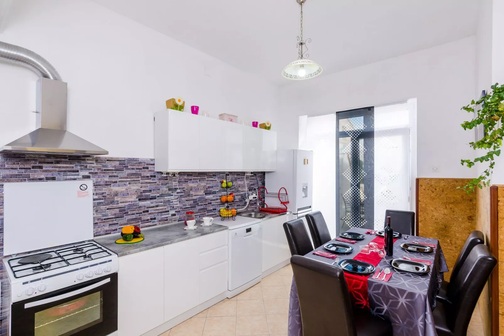 Holiday Home Lungo Mare - Three Bedroom Holiday Home with Terrace and Sea View-Kitchen