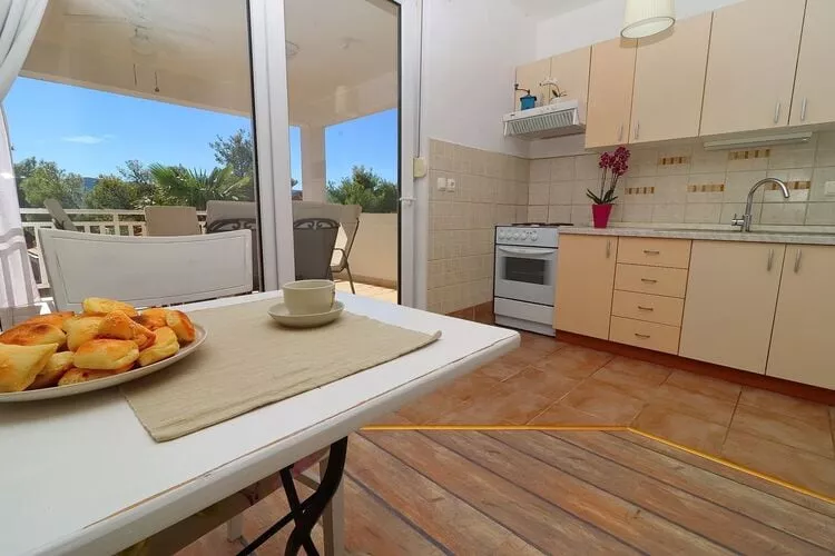 Apartments Mediterranean House - Two Bedroom Apartment with Terrace and Sea View-Cuisine
