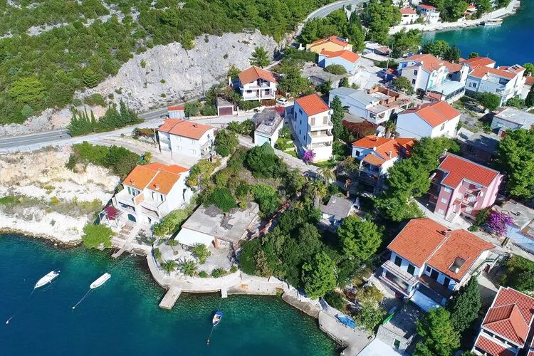 Apartments Mediterranean House - Two Bedroom Apartment with Terrace and Sea View-Vue
