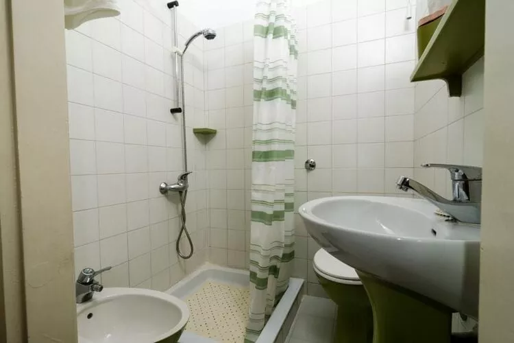 Rooms Pile - Double Room with Patio-Bathroom