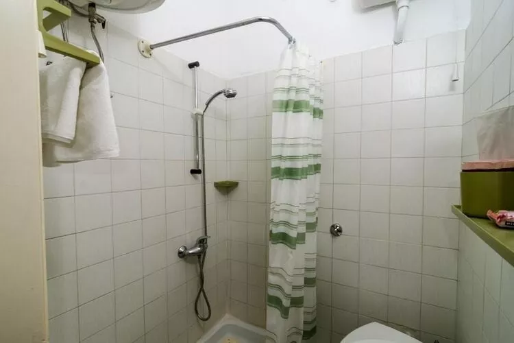 Rooms Pile - Double Room with Patio-Bathroom