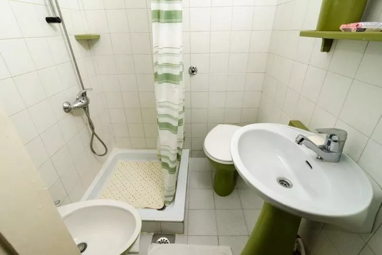 Rooms Pile - Double Room with Patio-Bathroom