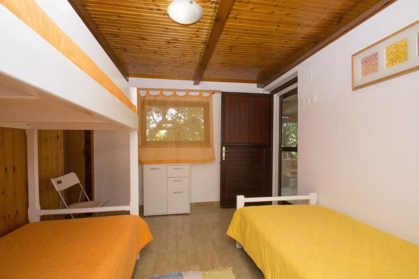 Vacation House Planika - Two Bedroom Holiday Home with Terrace and Sea View-Schlafzimmer