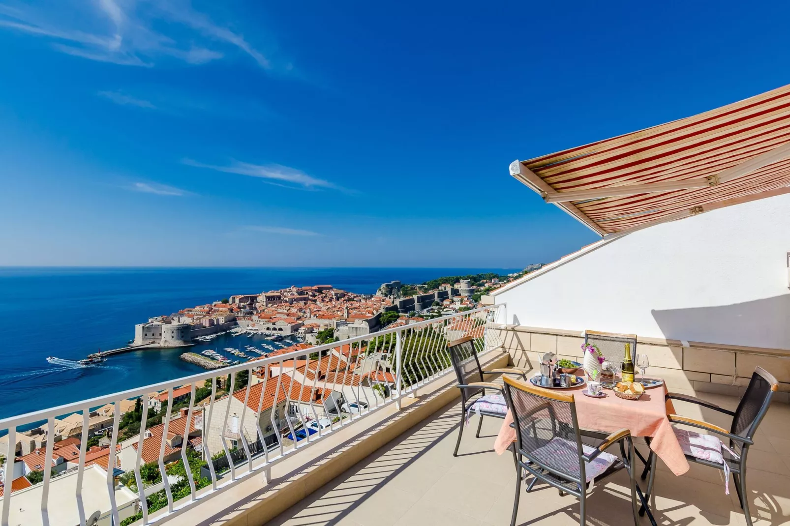 Apartment and Room Cicko - One Bedroom Apartment with Terrace and Sea View (Attic)-Terrace